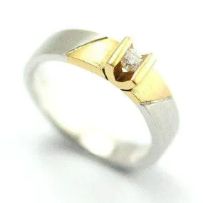 18ct Yellow & White Gold 0.09ct Diamond Ring