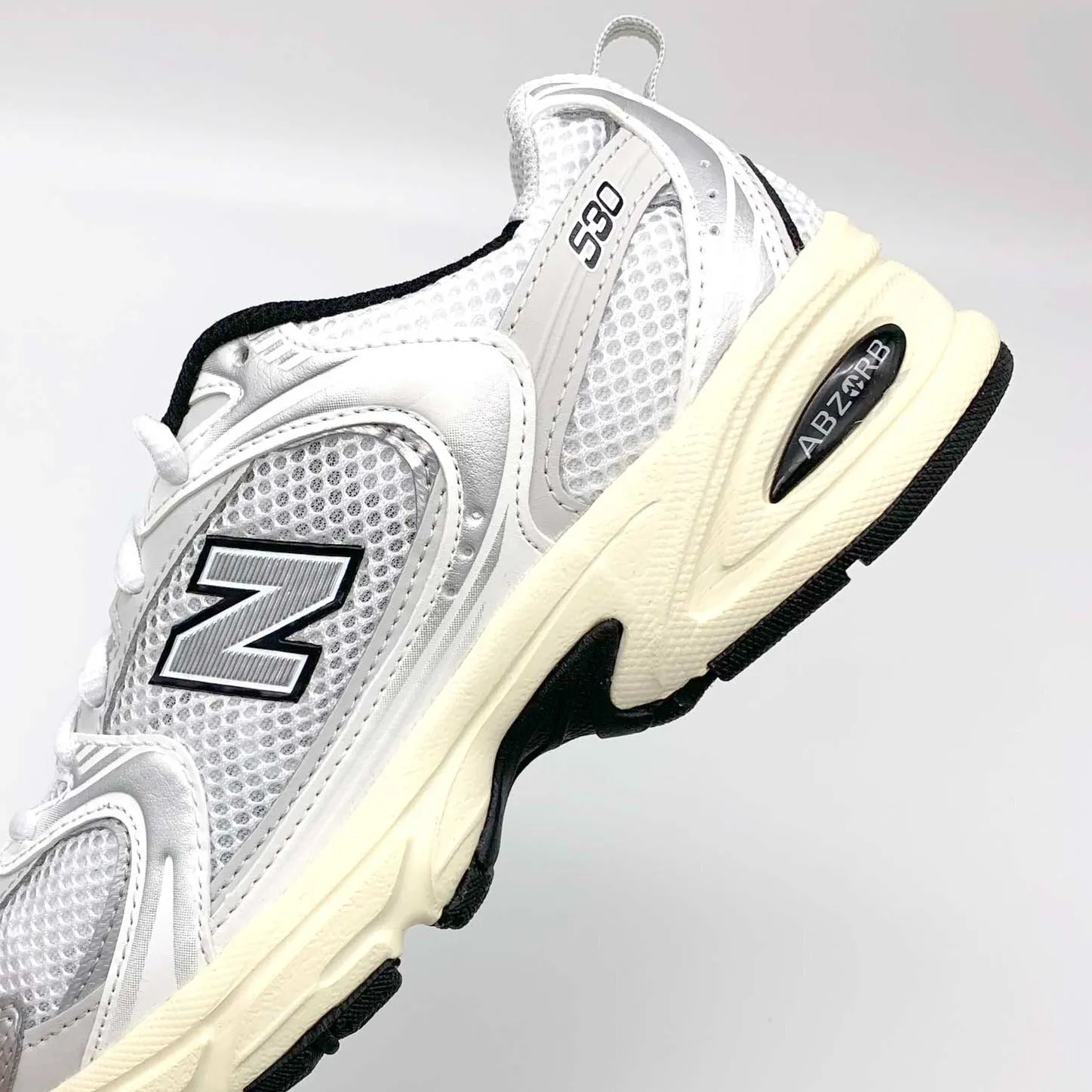 New Balance 530 Silver Cream