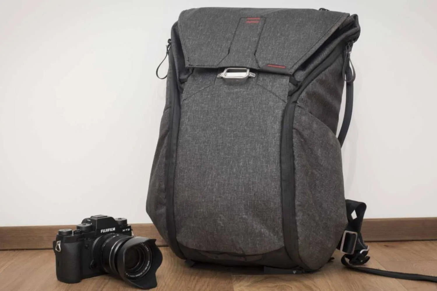 Peak Design Everyday DSLR Camera Travel Backpack 30L - Charcoal