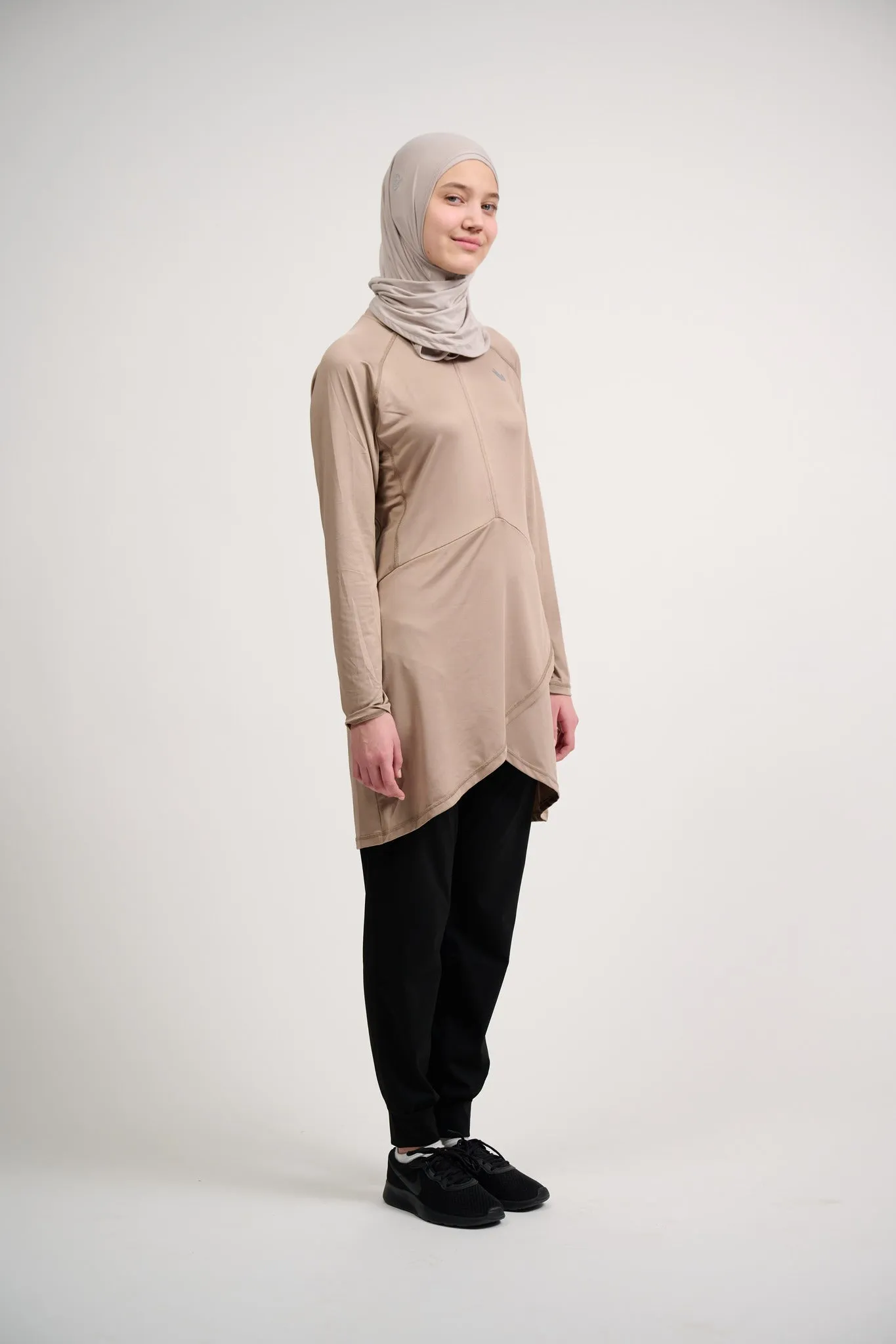 Performance Top- Lux Tan