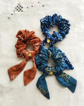 Plant-Dyed Scrunchies